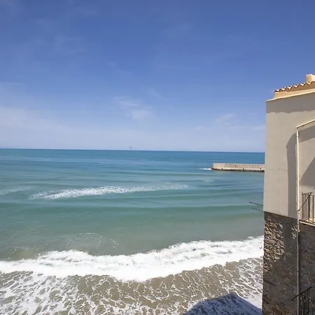 Vacation Service Seafront Apartments Apartament