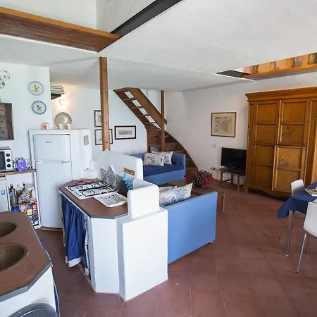 Vacation Service Seafront Apartments * Cefalù