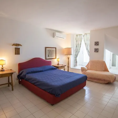 Vacation Service Seafront Apartments Apartament Cefalù