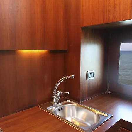 Vacation Service Seafront Apartments *