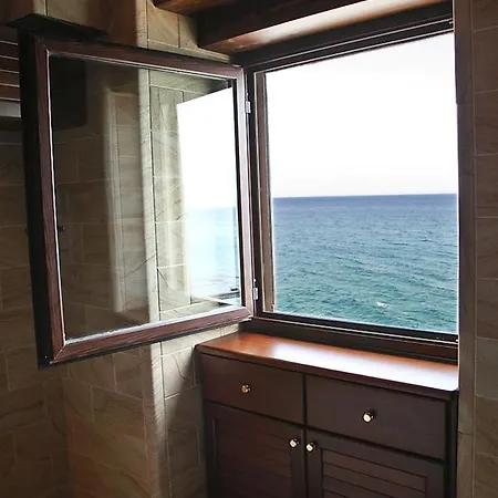 Vacation Service Seafront Apartments Cefalù