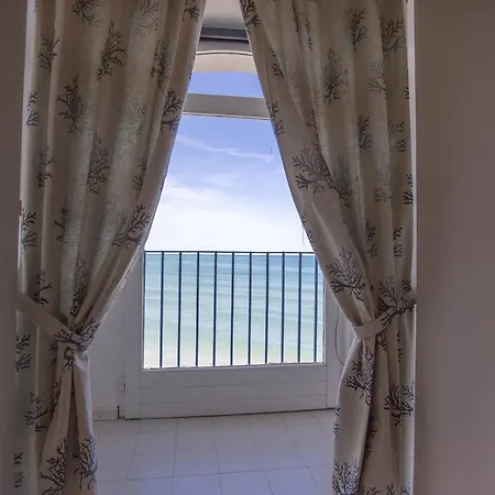 Vacation Service Seafront Apartments Apartament Cefalù