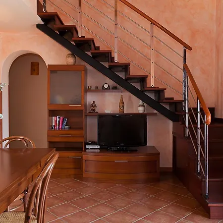 Vacation Service Seafront Apartments Cefalù