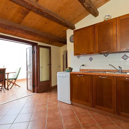 Vacation Service Seafront Apartments Apartament