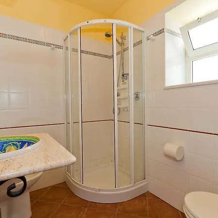 Vacation Service Seafront Apartments Apartament